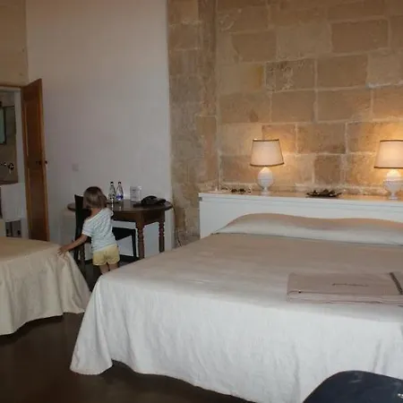 Vico Dei Bolognesi Palazzo Personè Bed & Breakfast
