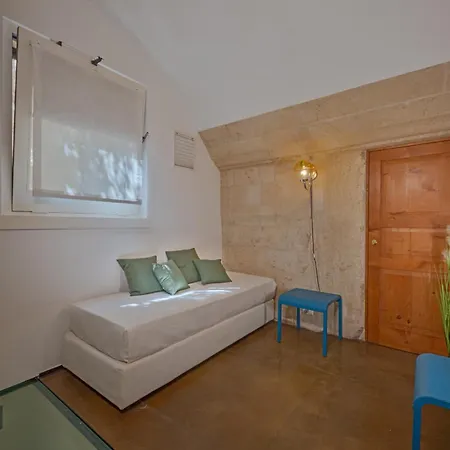 Vico Dei Bolognesi Palazzo Personè 3* Lecce