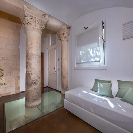 Vico Dei Bolognesi Palazzo Personè Lecce