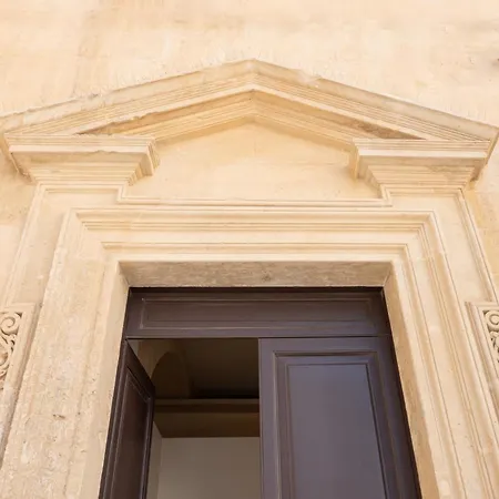 Vico Dei Bolognesi Palazzo Personè Bed & Breakfast 3*